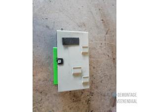 Gebruikte Deur module Volvo V40 (VW) 1.9 D Prijs € 40,00 Margeregeling aangeboden door Autodeleninkleur