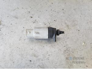 Begagnade Pump, vindrutespolare BMW 1 serie (E87/87N) 116i 1.6 16V Pris € 5,00 Marginaltabell erbjuds av Autodeleninkleur
