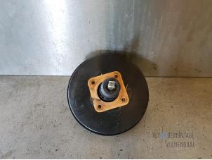 Używane Wspomaganie hamulców Nissan Note (E11) 1.4 16V Cena € 50,00 Procedura marży oferowane przez Autodeleninkleur