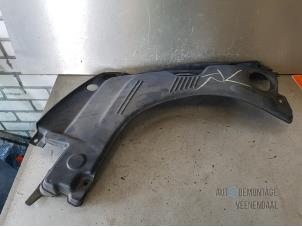 Begagnade Motorkåpa Toyota Celica (ZZT230/231) 1.8i 16V Pris € 40,00 Marginaltabell erbjuds av Autodeleninkleur