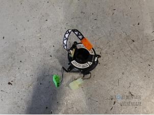 Używane Przewód spiralny poduszki powietrznej Renault Safrane II 3.0 V6 RXT Autom. Cena € 15,00 Procedura marży oferowane przez Autodeleninkleur