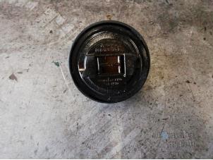 Begagnade Oljelock Volkswagen Golf V (1K1) 1.6 FSI 16V Pris € 10,00 Marginaltabell erbjuds av Autodeleninkleur