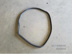 Begagnade Dörrtätning, 4-dörrars, vänster bak Seat Altea (5P1) 1.6 Pris € 10,00 Marginaltabell erbjuds av Autodeleninkleur