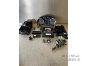 Gebruikte Contactslot + computer Opel Insignia 2.0 CDTI 16V 160 Ecotec Prijs € 350,00 Margeregeling aangeboden door Autodeleninkleur