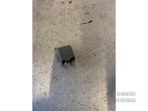 Gebruikte Relais Opel Insignia 2.0 CDTI 16V 160 Ecotec Prijs € 5,50 Margeregeling aangeboden door Autodeleninkleur