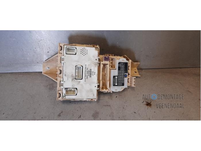 Säkringsbox från en Suzuki SX4 (EY/GY) 1.6 16V VVT Comfort,Exclusive Autom. 2008