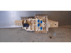 Begagnade Säkringsbox Suzuki SX4 (EY/GY) 1.6 16V VVT Comfort,Exclusive Autom. Pris € 30,00 Marginaltabell erbjuds av Autodeleninkleur