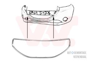 Nowe Listwa grilla Peugeot 208 I (CA/CC/CK/CL) Cena € 79,80 Z VAT oferowane przez Autodeleninkleur