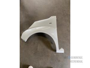 Nya Framskärm, vänster Fiat Fiorino (225) 1.3 JTD 16V Multijet Pris € 242,00 Inklusive moms erbjuds av Autodeleninkleur