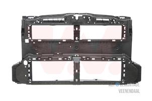 Nowe Panel przedni Ford Focus 4 1.0 EcoBoost 12V Hybrid 125 Cena € 114,95 Z VAT oferowane przez Autodeleninkleur