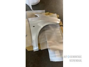 Nieuwe Scherm rechts-voor Mercedes V (447.8) 2.1 200 CDI, 200 d 16V Prijs € 290,40 Inclusief btw aangeboden door Autodeleninkleur