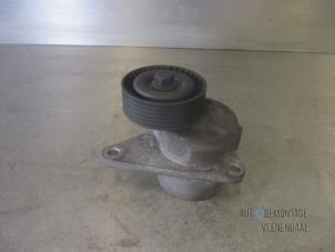 Begagnade Drivremspännare Volvo S80 (TR/TS) 2.4 SE 20V 170 Pris € 27,50 Marginaltabell erbjuds av Autodeleninkleur