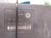 ABS Pumpe van een Volkswagen Polo IV (9N1/2/3) 1.4 16V 2002