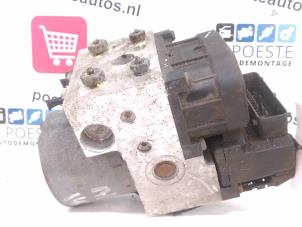 Używane Pompa ABS Alfa Romeo 145 (930A) 1.4 Twin Spark 16V Cena € 75,00 Procedura marży oferowane przez Autodemontagebedrijf R. Poeste B.V.