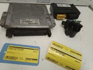 Gebruikte Computer Motormanagement Citroen Jumpy (BS/BT/BY/BZ) 2.0 HDi 90 Prijs € 135,00 Margeregeling aangeboden door Autodemontagebedrijf R. Poeste B.V.