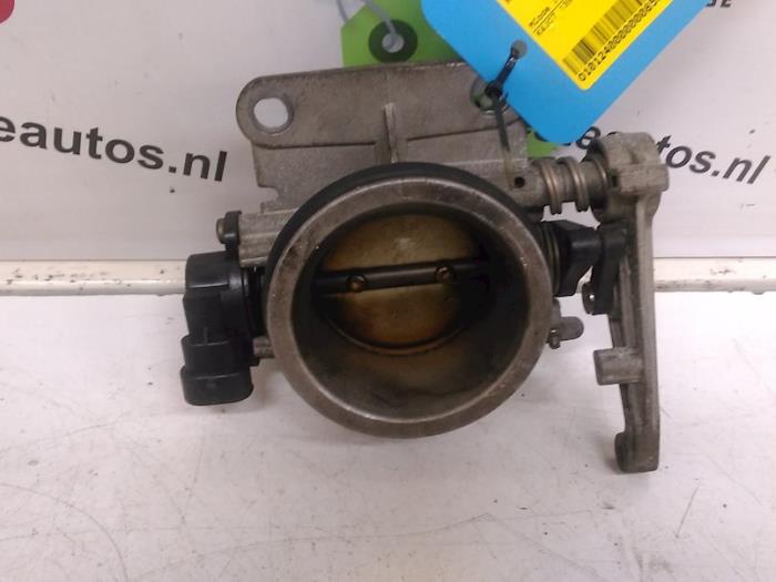 Spjällhus från en Renault Megane (EA) 1.4 16V 1999