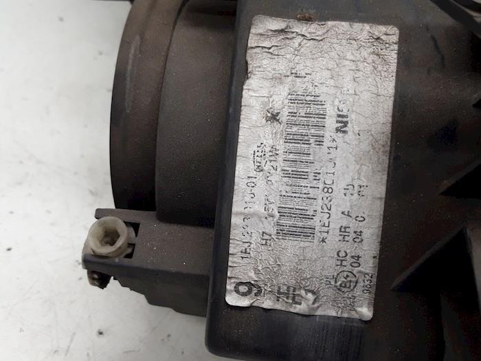 Strålkastare, vänster från en Nissan Primera Wagon (W12) 1.8 16V 2005