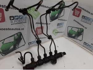 Gebruikte Verstuiver brug Citroen C4 Berline (LC) 1.6 HDi 16V 110 Prijs € 40,00 Margeregeling aangeboden door Autodemontagebedrijf R. Poeste B.V.