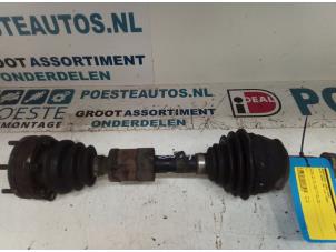 Używane Os napedowa lewy przód Alfa Romeo 156 (932) 1.8 Twin Spark 16V Cena € 30,00 Procedura marży oferowane przez Autodemontagebedrijf R. Poeste B.V.