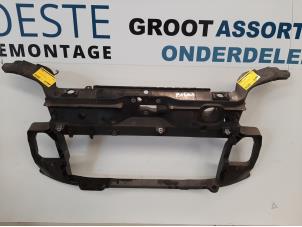 Gebruikte Frontpaneel Fiat Panda (169) 1.1 Fire Prijs € 30,00 Margeregeling aangeboden door Autodemontagebedrijf R. Poeste B.V.