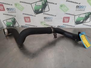 Begagnade Laddluftkylarslang Opel Combo (Corsa C) 1.3 CDTI 16V Pris € 40,00 Marginaltabell erbjuds av Autodemontagebedrijf R. Poeste B.V.