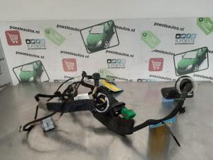 Gebruikte Bedrading Compleet Elektrisch Peugeot 308 SW (4E/H) 1.6 VTI 16V Prijs € 30,00 Margeregeling aangeboden door Autodemontagebedrijf R. Poeste B.V.