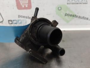 Gebruikte Thermostaathuis Fiat Fiorino (225) 1.3 JTD 16V Multijet Prijs € 20,00 Margeregeling aangeboden door Autodemontagebedrijf R. Poeste B.V.