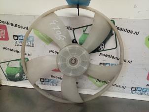 Gebruikte Radiateurfan Toyota Yaris II (P9) 1.33 16V Dual VVT-I Prijs € 30,00 Margeregeling aangeboden door Autodemontagebedrijf R. Poeste B.V.