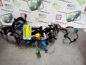 Gebruikte Bedrading Compleet Elektrisch Citroen C4 Cactus (0B/0P) 1.6 Blue Hdi 100 Prijs € 142,00 Margeregeling aangeboden door Autodemontagebedrijf R. Poeste B.V.