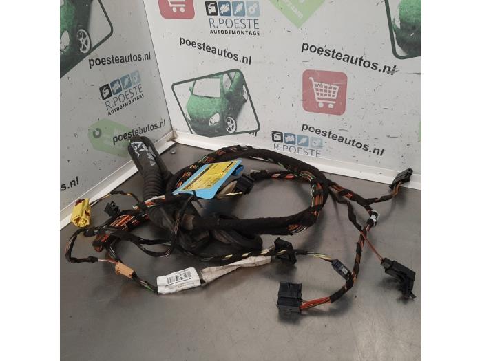 Kablage från en Volkswagen Polo V (6R) 1.2 TDI 12V BlueMotion 2010