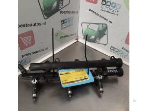 Gebruikte Verstuiver brug Renault Laguna II (BG) 3.0 V6 24V Prijs € 30,00 Margeregeling aangeboden door Autodemontagebedrijf R. Poeste B.V.