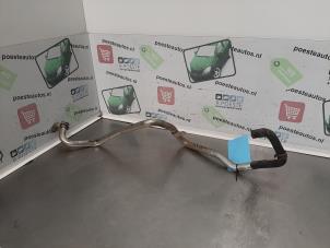 Begagnade EGR-rör Porsche Cayenne (9PA) 4.5 S V8 32V Pris € 40,00 Marginaltabell erbjuds av Autodemontagebedrijf R. Poeste B.V.