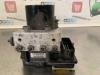 ABS Pumpe van een Volkswagen Polo V (6R) 1.6 TDI 16V 90 2011