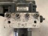 ABS Pumpe van een Volkswagen Polo V (6R) 1.6 TDI 16V 90 2011