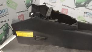 Begagnade Mittkonsol Citroen C3 (SC) 1.2 VTi 82 12V Pris € 35,00 Marginaltabell erbjuds av Autodemontagebedrijf R. Poeste B.V.