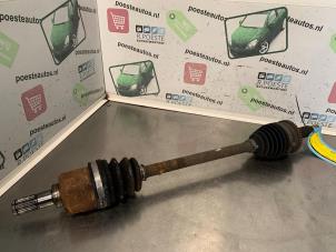 Gebruikte Aandrijfas links-voor Kia Soul I (AM) 1.6 CVVT 16V Prijs € 60,00 Margeregeling aangeboden door Autodemontagebedrijf R. Poeste B.V.