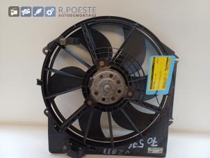 Używane Wentylator grzewczy Renault Kangoo (KC) 1.4 Cena € 20,00 Procedura marży oferowane przez Autodemontagebedrijf R. Poeste B.V.