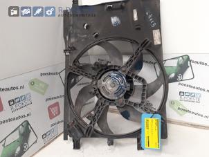 Begagnade Kylarfläkt Opel Corsa D 1.4 16V Twinport Pris € 20,00 Marginaltabell erbjuds av Autodemontagebedrijf R. Poeste B.V.