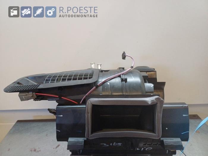 Värmarhus från en Renault Clio IV Estate/Grandtour (7R) 0.9 Energy TCE 90 12V 2019