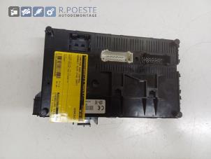 Begagnade Dator , karosskontroll (BCM) Renault Clio II (BB/CB) 1.2 16V Pris € 50,00 Marginaltabell erbjuds av Autodemontagebedrijf R. Poeste B.V.