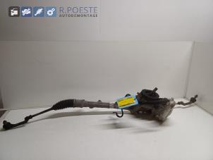 Gebruikte Stuurhuis Bekrachtigd Peugeot 208 II (UB/UH/UP) 1.2 Vti 12V PureTech 75 Prijs € 250,00 Margeregeling aangeboden door Autodemontagebedrijf R. Poeste B.V.