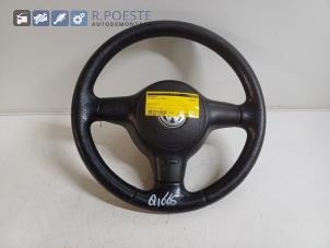 Gebruikte Stuurwiel Volkswagen Lupo (6X1) 1.4 60 Prijs € 35,00 Margeregeling aangeboden door Autodemontagebedrijf R. Poeste B.V.