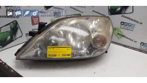 Begagnade Strålkastare, vänster Nissan Primera Wagon (W12) 1.8 16V Pris € 20,00 Marginaltabell erbjuds av Autodemontagebedrijf R. Poeste B.V.