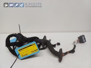 Gebruikte Kabelboom Renault Master III (EV/HV/UV/VA/VB/VD/VF/VG/VJ) 2.3 dCi 135 16V RWD Prijs € 40,00 Margeregeling aangeboden door Autodemontagebedrijf R. Poeste B.V.