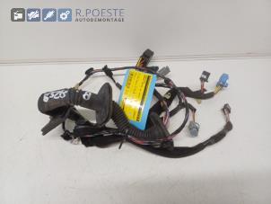 Gebruikte Kabelboom Renault Master III (EV/HV/UV/VA/VB/VD/VF/VG/VJ) 2.3 dCi 135 16V RWD Prijs € 40,00 Margeregeling aangeboden door Autodemontagebedrijf R. Poeste B.V.