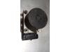 ABS Pumpe van een Volkswagen Polo IV (9N1/2/3) 1.4 16V 2007