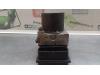 ABS Pumpe van een Volkswagen Polo IV (9N1/2/3) 1.4 16V 2007