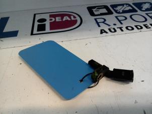 Begagnade ABS-sensor Audi A2 (8Z0) 1.4 16V Pris € 35,00 Marginaltabell erbjuds av Autodemontagebedrijf R. Poeste B.V.