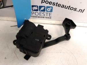 Begagnade Centrallåsmodul Peugeot Partner Combispace 2.0 HDi Pris € 25,00 Marginaltabell erbjuds av Autodemontagebedrijf R. Poeste B.V.