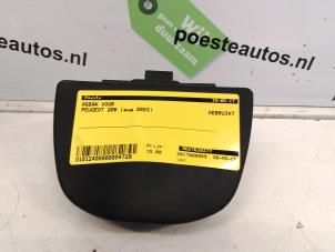 Gebruikte Asbak voor Peugeot 206 (2A/C/H/J/S) 1.4 XR,XS,XT,Gentry Prijs € 15,00 Margeregeling aangeboden door Autodemontagebedrijf R. Poeste B.V.